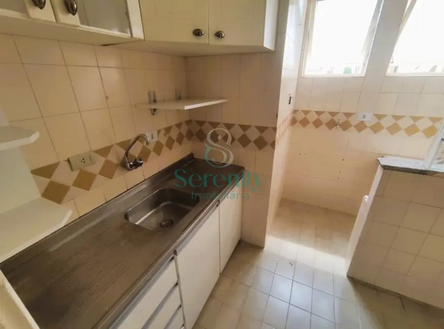 Foto 2 de Apartamento com 1 quarto para alugar, 32m2 em Centro, Londrina - PR