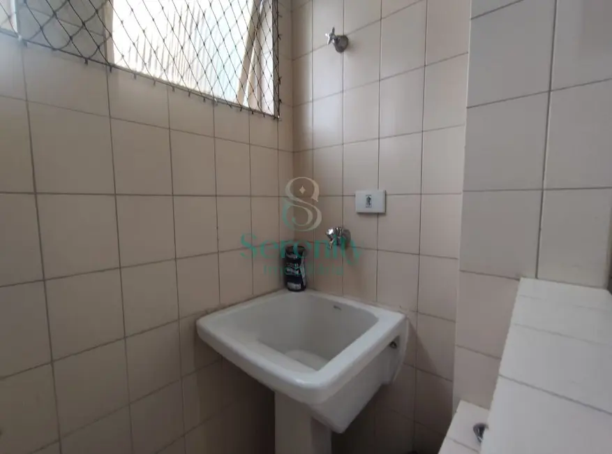 Foto 6 de Apartamento com 1 quarto para alugar, 32m2 em Centro, Londrina - PR