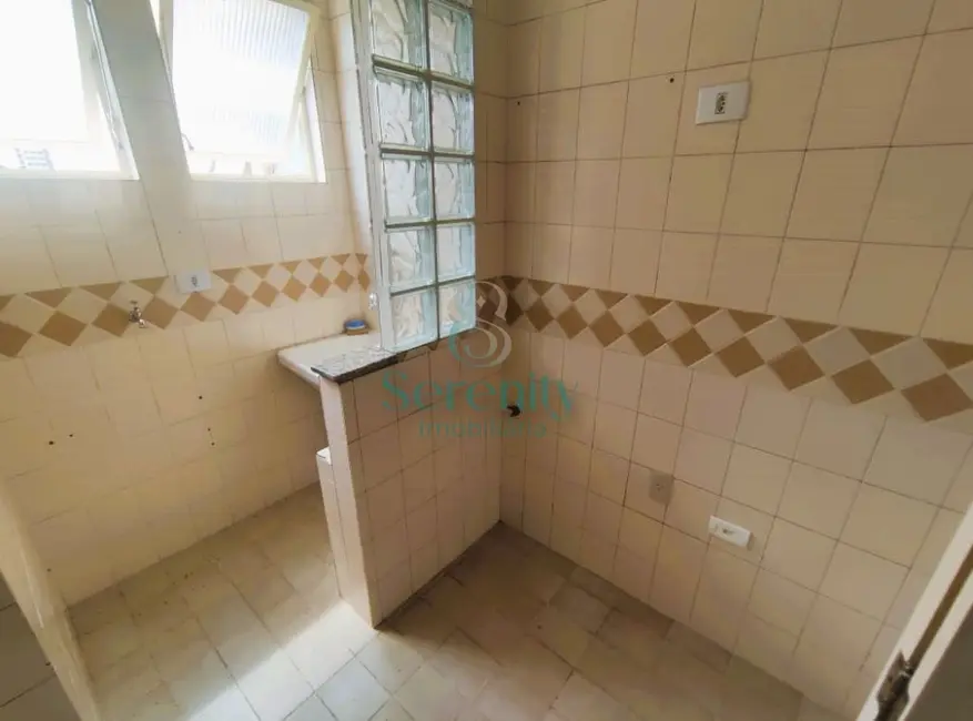 Foto 4 de Apartamento com 1 quarto para alugar, 32m2 em Centro, Londrina - PR