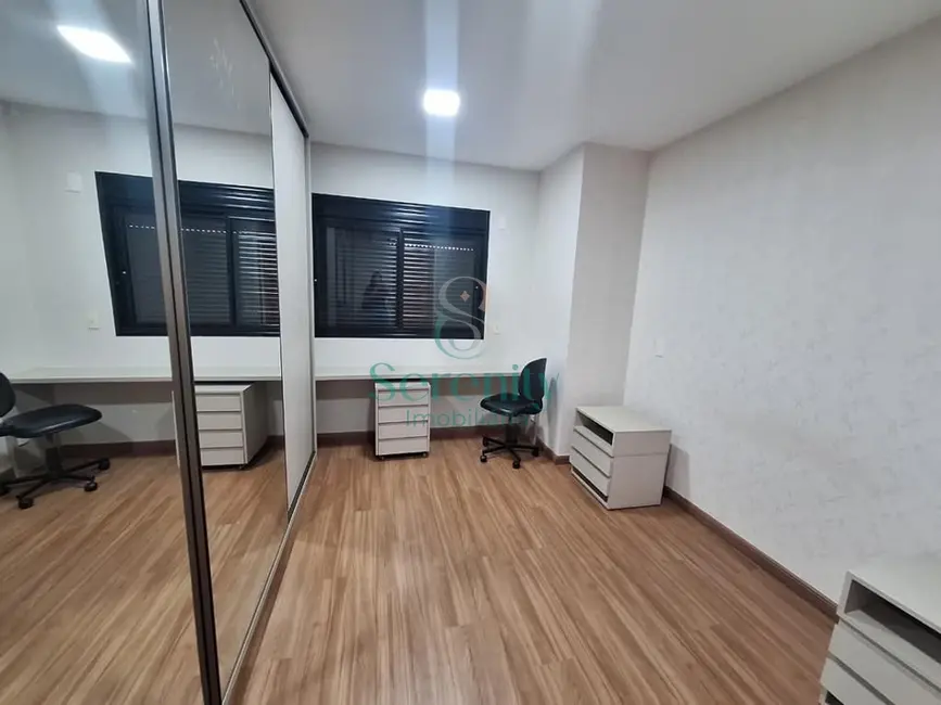Foto 8 de Apartamento com 1 quarto para alugar, 48m2 em Centro, Londrina - PR