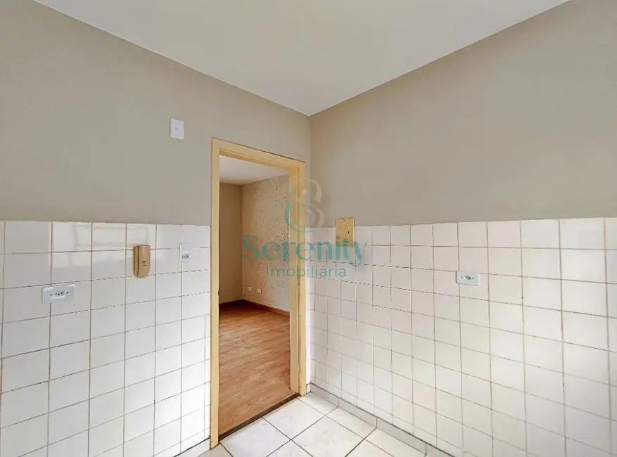 Foto 9 de Apartamento com 3 quartos para alugar, 57m2 em Parque Jamaica, Londrina - PR