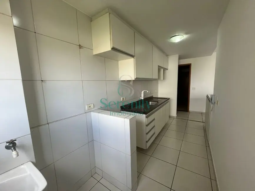 Foto 3 de Apartamento com 3 quartos para alugar, 68m2 em Gleba Fazenda Palhano, Londrina - PR