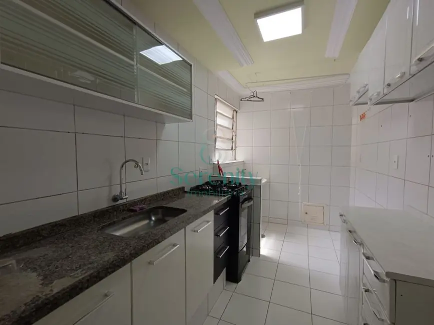 Foto 8 de Apartamento com 3 quartos para alugar, 52m2 em Parque Jamaica, Londrina - PR