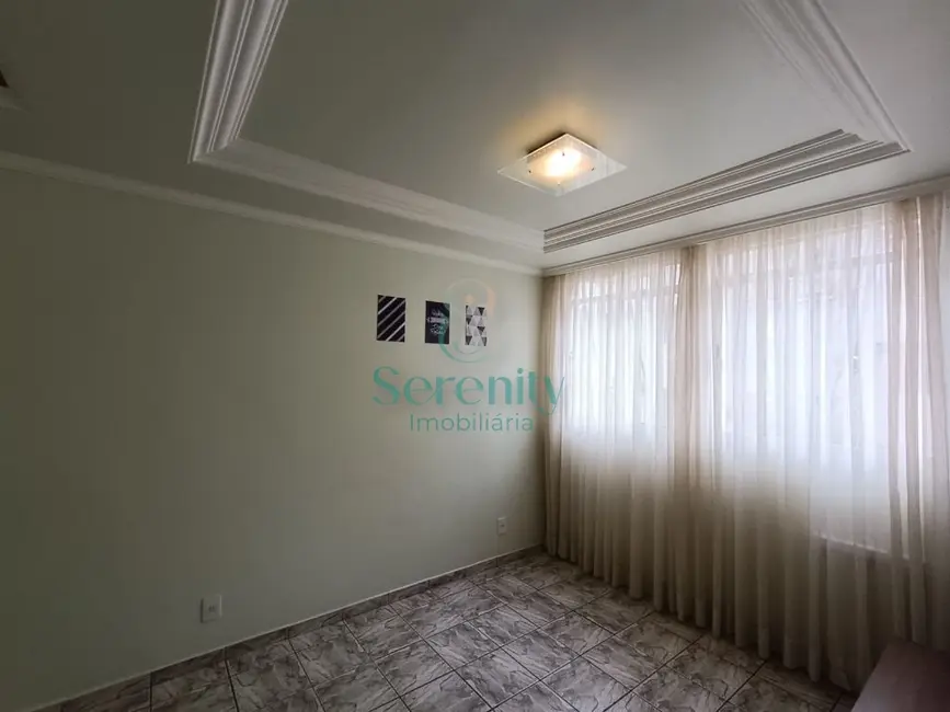 Foto 3 de Apartamento com 3 quartos para alugar, 52m2 em Parque Jamaica, Londrina - PR