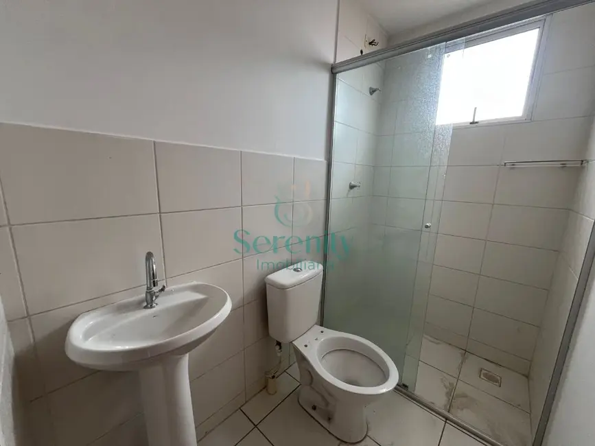 Foto 4 de Apartamento com 2 quartos para alugar, 48m2 em Conjunto Habitacional Doutor Farid Libos, Londrina - PR