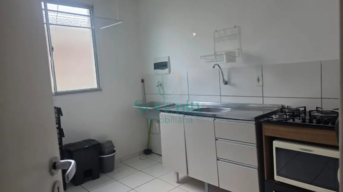 Foto 1 de Apartamento com 2 quartos para alugar, 45m2 em Jardim Jóquei Club, Londrina - PR