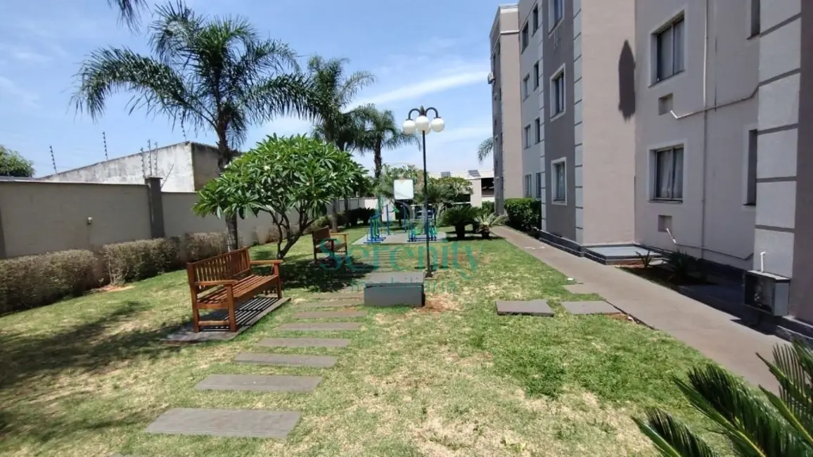 Foto 9 de Apartamento com 2 quartos para alugar, 45m2 em Jardim Jóquei Club, Londrina - PR