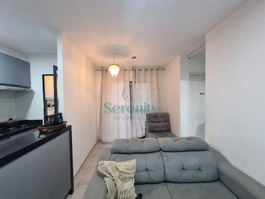 Foto 4 de Apartamento com 3 quartos à venda, 56m2 em Olímpico, Londrina - PR