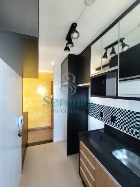 Foto 3 de Apartamento com 2 quartos à venda, 43m2 em Londrina - PR