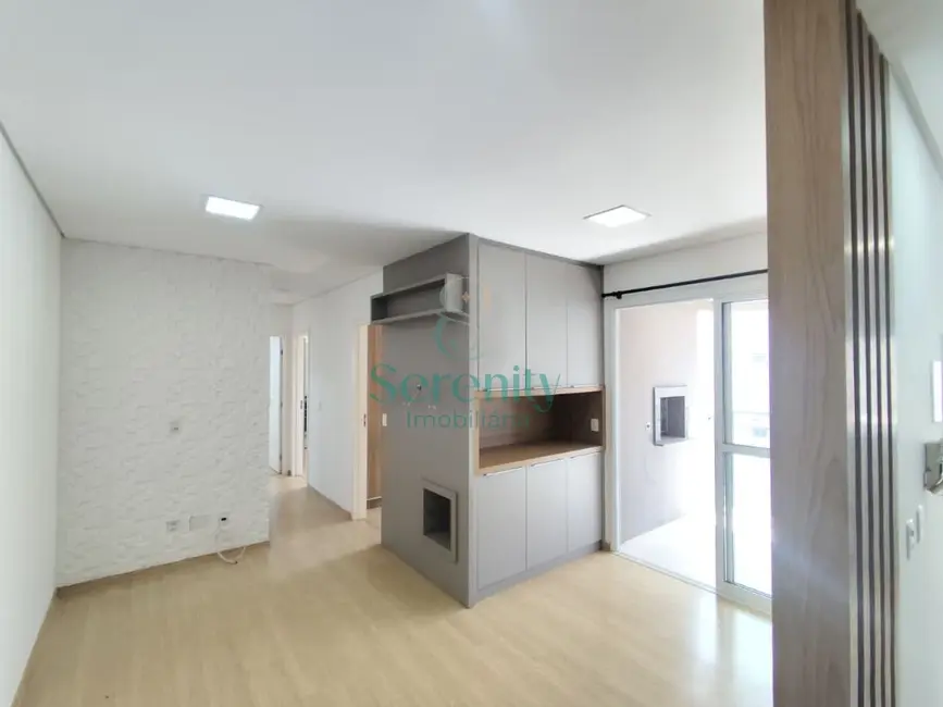 Foto 1 de Apartamento com 3 quartos para alugar, 70m2 em Centro, Londrina - PR