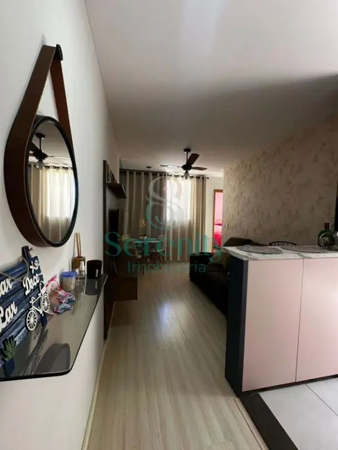 Foto 3 de Apartamento com 2 quartos para alugar, 43m2 em Londrina - PR