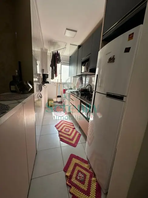 Foto 6 de Apartamento com 2 quartos para alugar, 43m2 em Londrina - PR