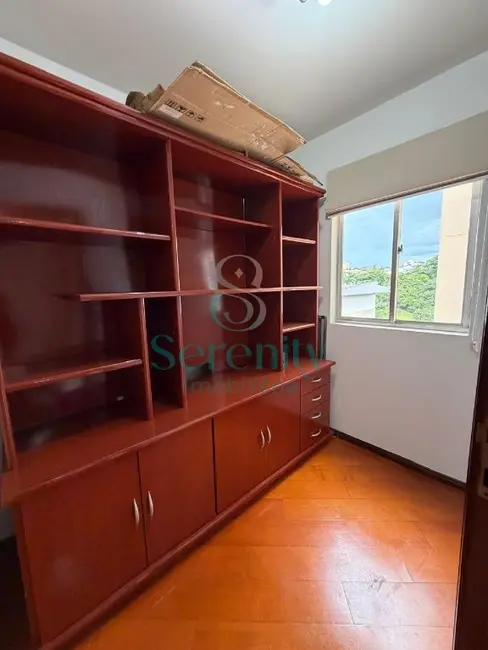Foto 8 de Apartamento com 2 quartos à venda, 70m2 em Jardim América, Londrina - PR