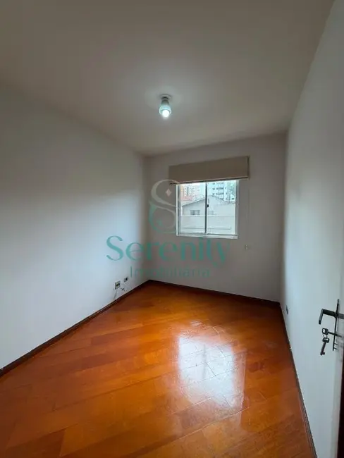 Foto 6 de Apartamento com 2 quartos à venda, 70m2 em Jardim América, Londrina - PR
