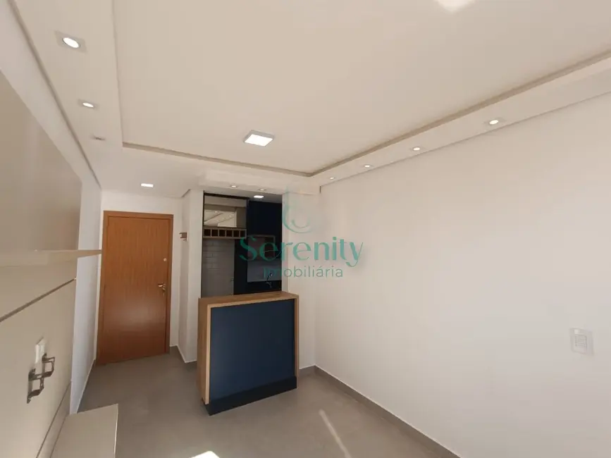 Foto 4 de Apartamento com 2 quartos para alugar, 43m2 em Londrina - PR