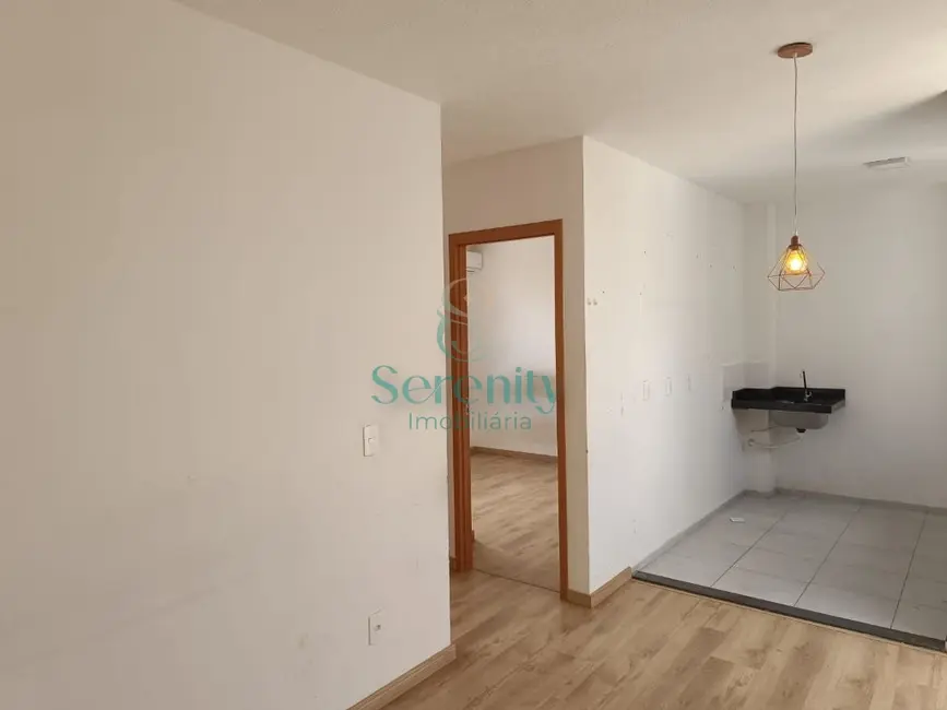 Foto 1 de Apartamento com 2 quartos para alugar, 43m2 em Londrina - PR