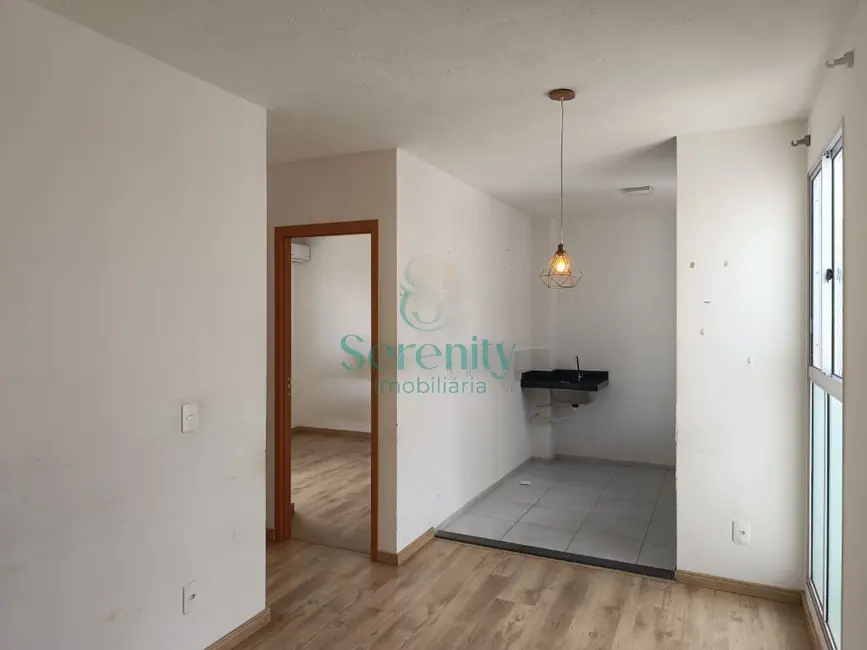 Foto 2 de Apartamento com 2 quartos para alugar, 43m2 em Londrina - PR