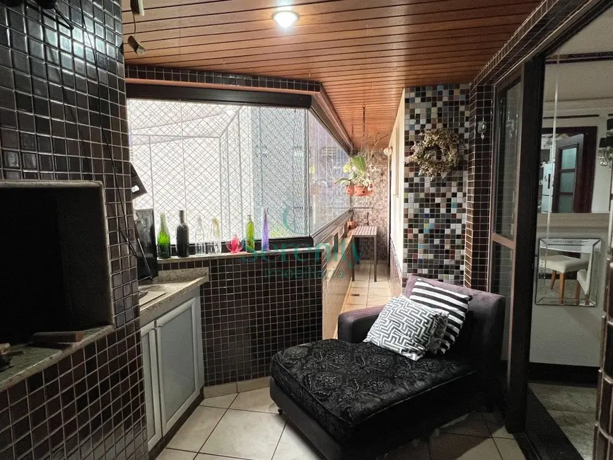 Foto 5 de Apartamento com 4 quartos à venda, 178m2 em Centro, Londrina - PR