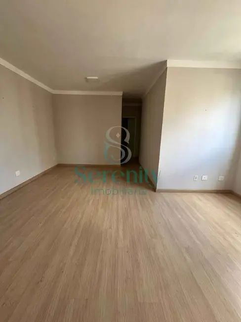 Apartamento com 3 quartos à venda, 74m2 em Centro, Londrina - PR - imagem 4 Foto 4 de Apartamento com 3 quartos à venda, 74m2 em Centro, Londrina - PR
