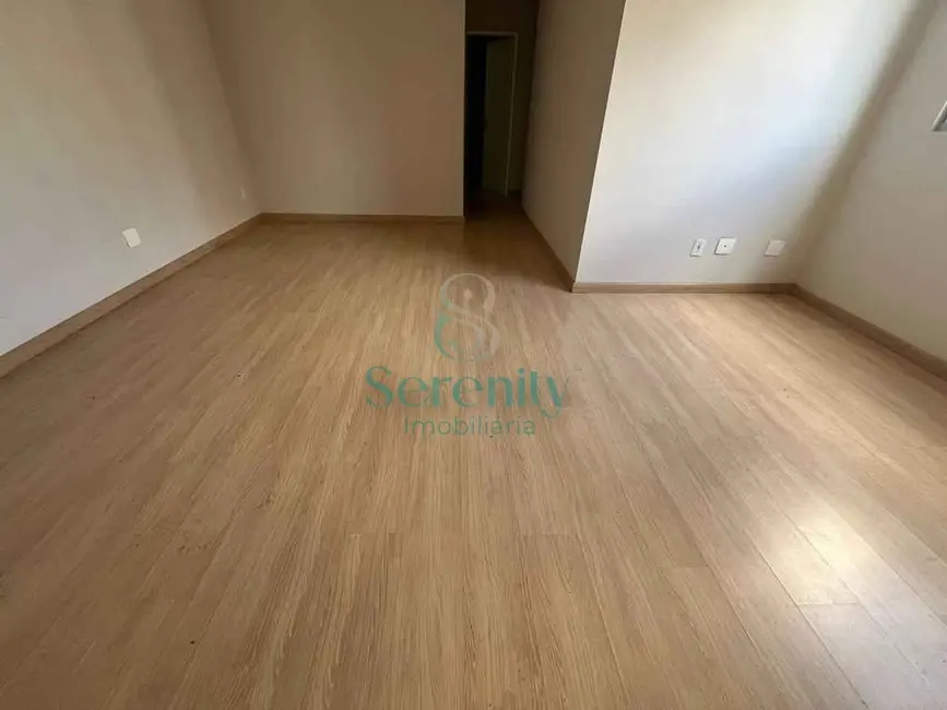 Apartamento com 3 quartos à venda, 74m2 em Centro, Londrina - PR - imagem 5 Foto 5 de Apartamento com 3 quartos à venda, 74m2 em Centro, Londrina - PR