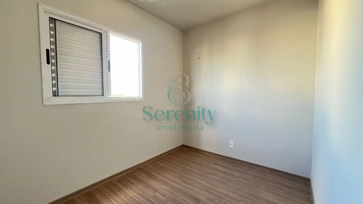 Foto 5 de Apartamento com 2 quartos para alugar, 44m2 em Colinas, Londrina - PR