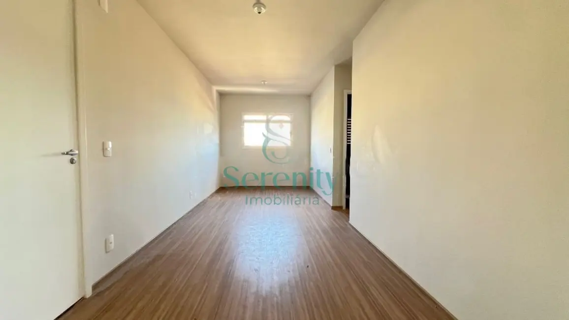 Foto 3 de Apartamento com 2 quartos para alugar, 44m2 em Colinas, Londrina - PR