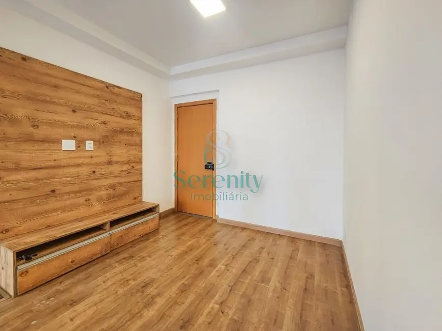 Foto 5 de Apartamento com 3 quartos à venda, 69m2 em Santa Rosa, Londrina - PR
