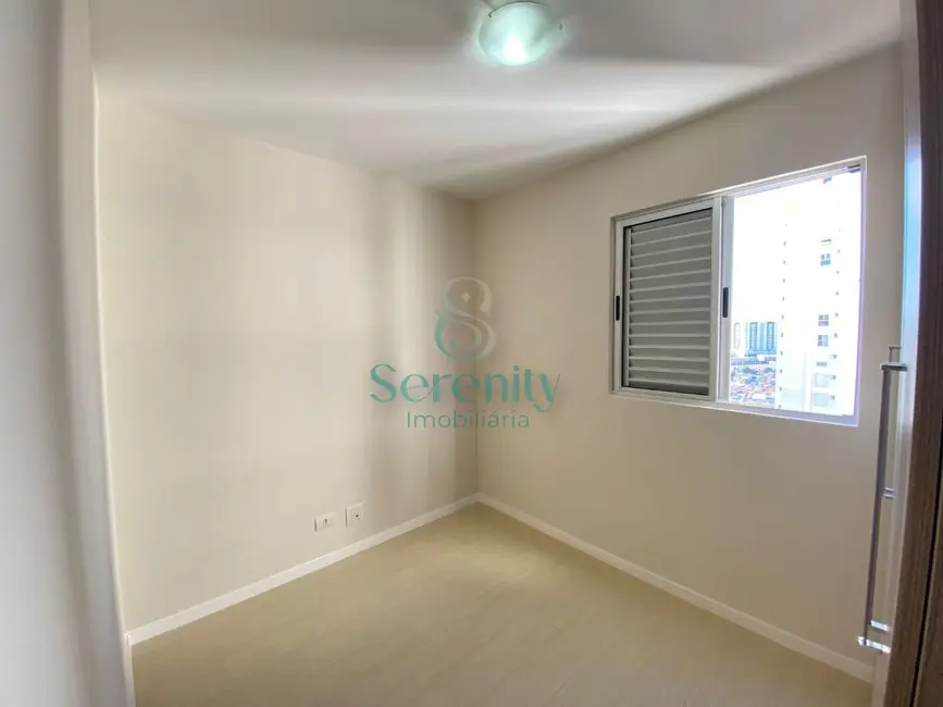 Foto 3 de Apartamento com 3 quartos à venda, 72m2 em Gleba Fazenda Palhano, Londrina - PR