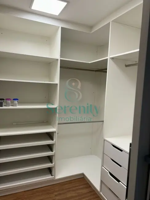 Foto 7 de Casa com 3 quartos para alugar, 198m2 em Vivendas do Arvoredo, Londrina - PR