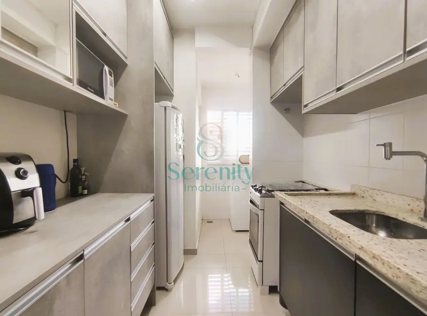 Foto 6 de Apartamento com 3 quartos para alugar, 60m2 em Vitória, Londrina - PR