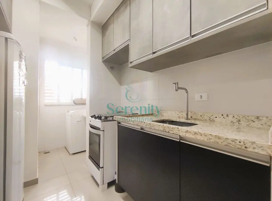 Foto 9 de Apartamento com 3 quartos para alugar, 60m2 em Vitória, Londrina - PR