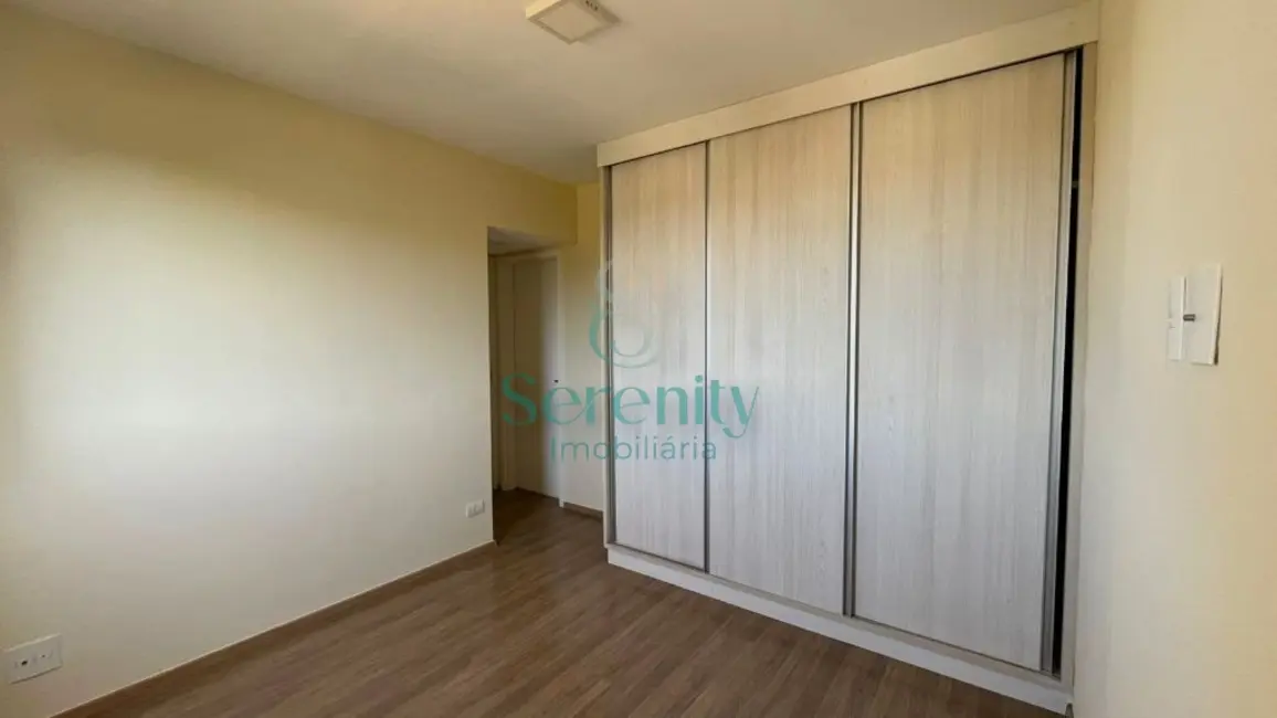 Foto 9 de Apartamento com 3 quartos para alugar, 74m2 em Aurora, Londrina - PR