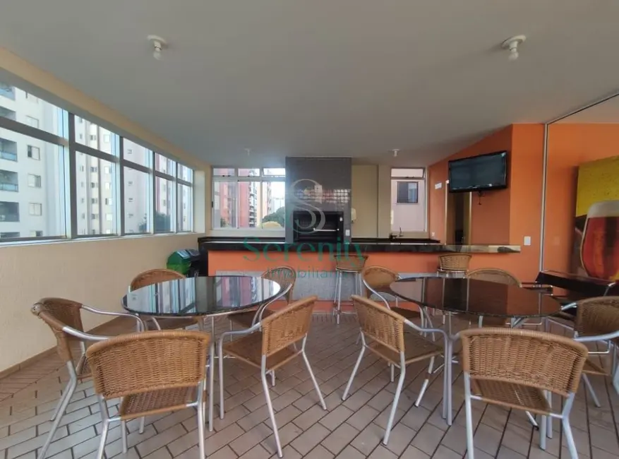 Foto 4 de Apartamento com 2 quartos à venda, 65m2 em Centro, Londrina - PR