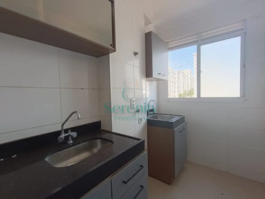 Foto 3 de Apartamento com 2 quartos à venda, 47m2 em Londrina - PR