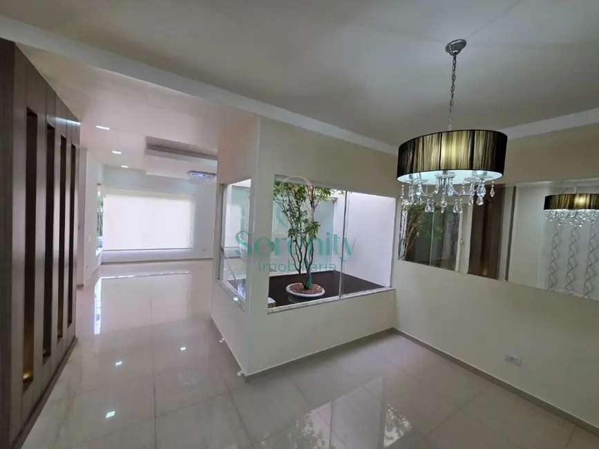 Foto 2 de Casa de Condomínio com 3 quartos para alugar, 195m2 em Esperança, Londrina - PR