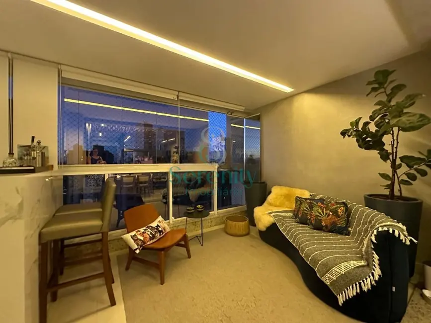 Foto 5 de Apartamento com 3 quartos para alugar, 130m2 em Gleba Fazenda Palhano, Londrina - PR