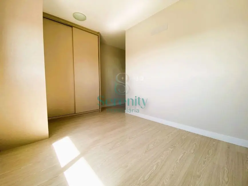 Foto 9 de Apartamento com 3 quartos à venda, 81m2 em Gleba Fazenda Palhano, Londrina - PR