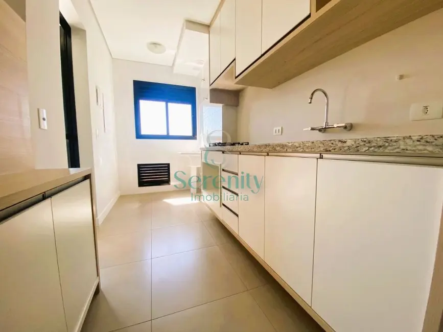 Foto 3 de Apartamento com 3 quartos à venda, 81m2 em Gleba Fazenda Palhano, Londrina - PR