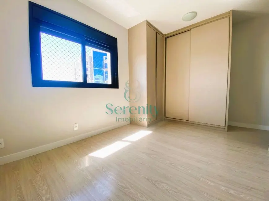 Foto 8 de Apartamento com 3 quartos à venda, 81m2 em Gleba Fazenda Palhano, Londrina - PR
