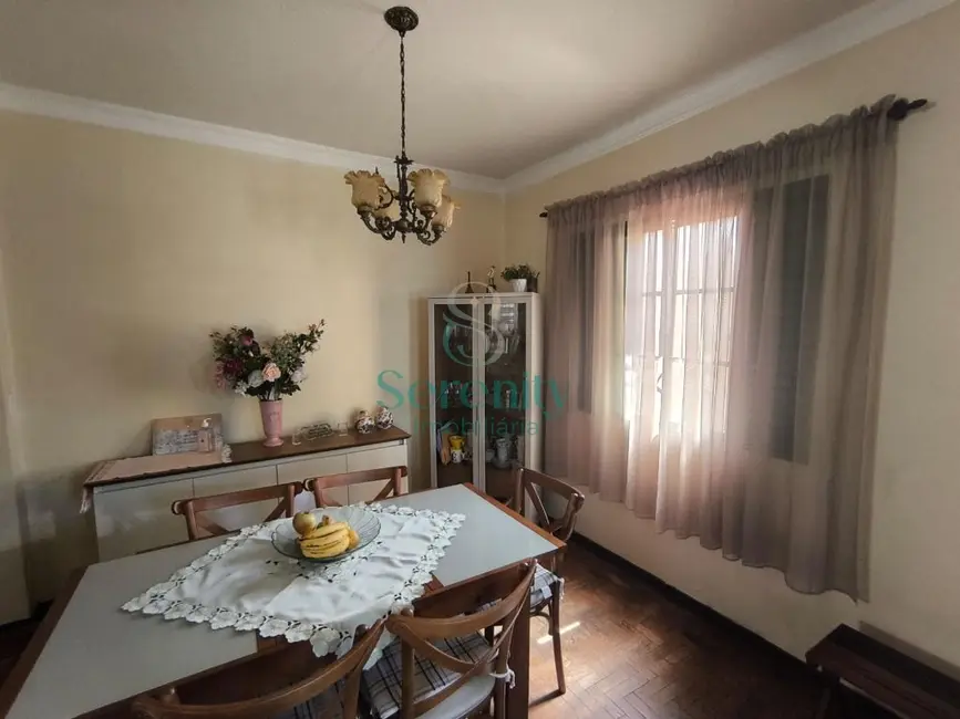 Foto 3 de Casa com 3 quartos à venda, 212m2 em Santa Mônica, Londrina - PR