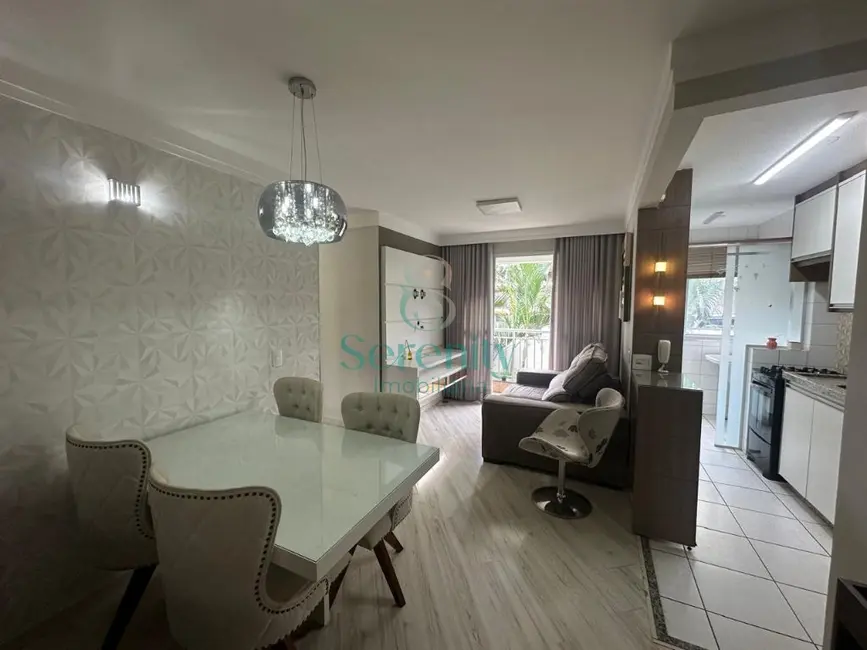 Foto 1 de Apartamento com 3 quartos para alugar, 66m2 em Aurora, Londrina - PR