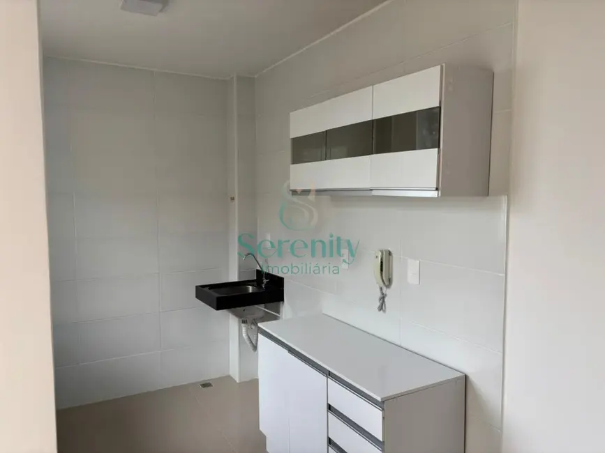 Foto 4 de Apartamento com 2 quartos para alugar, 40m2 em Londrina - PR