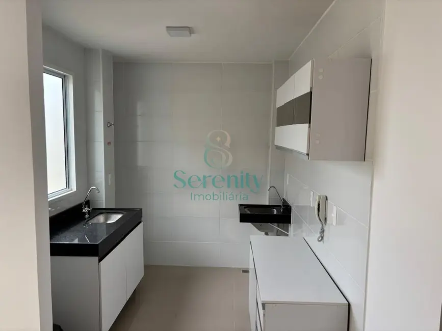 Foto 3 de Apartamento com 2 quartos para alugar, 40m2 em Londrina - PR
