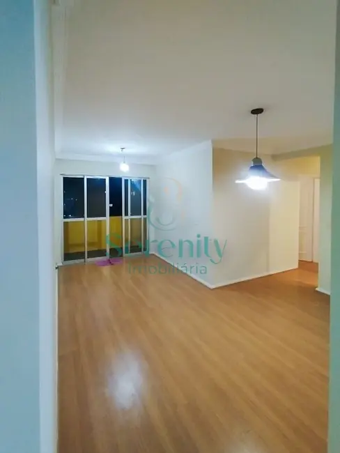 Foto 4 de Apartamento com 3 quartos para alugar, 86m2 em Centro, Londrina - PR
