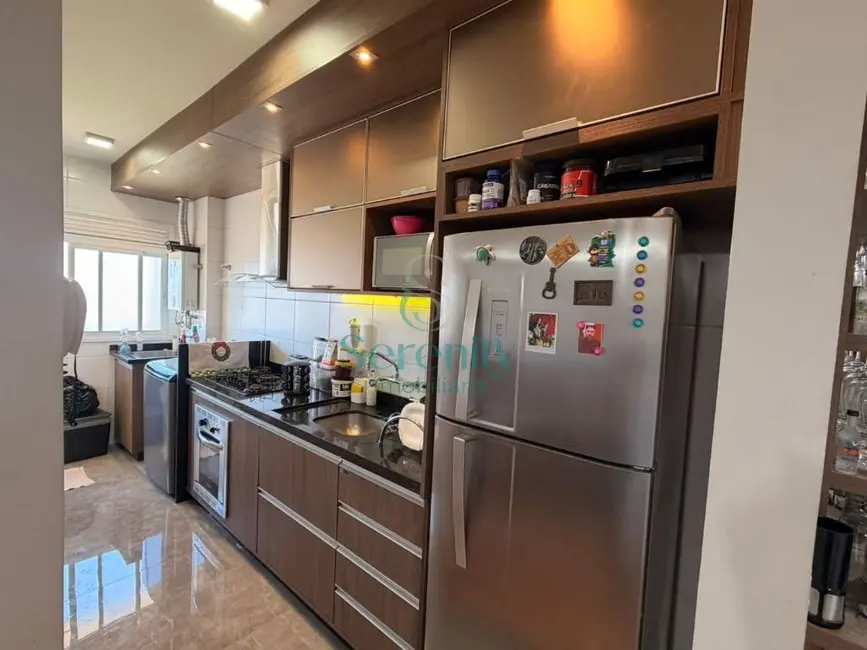 Foto 5 de Apartamento com 3 quartos para alugar, 75m2 em Gleba Fazenda Palhano, Londrina - PR