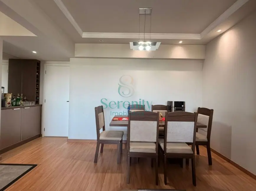 Foto 3 de Apartamento com 3 quartos para alugar, 75m2 em Gleba Fazenda Palhano, Londrina - PR