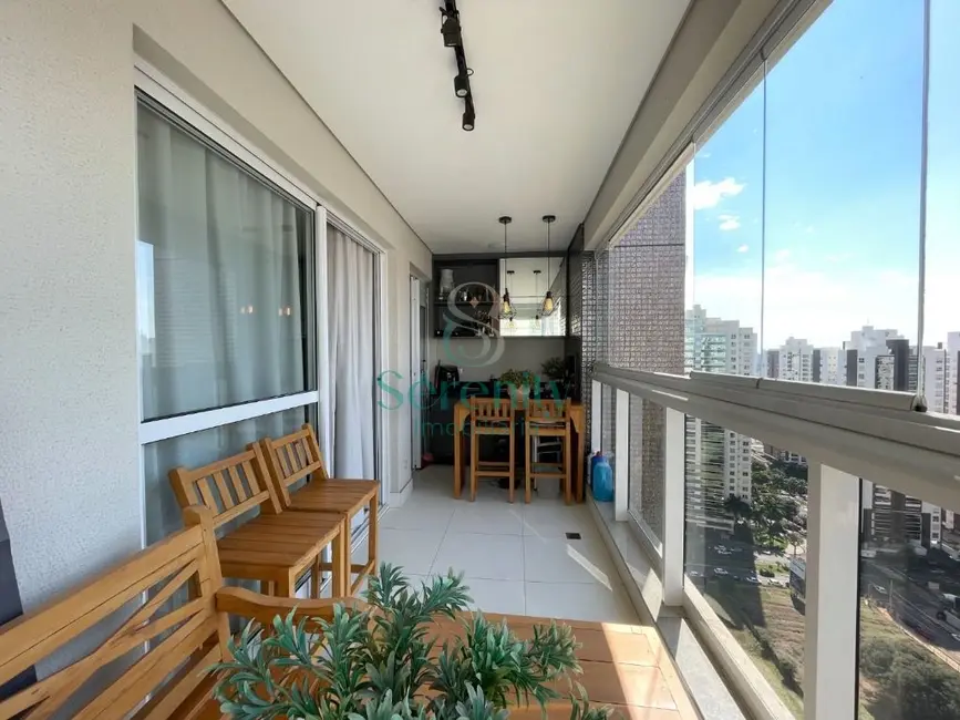 Foto 3 de Apartamento com 2 quartos à venda, 75m2 em Santa Rosa, Londrina - PR