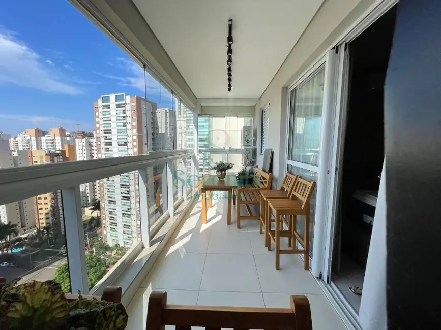 Foto 4 de Apartamento com 2 quartos à venda, 75m2 em Santa Rosa, Londrina - PR