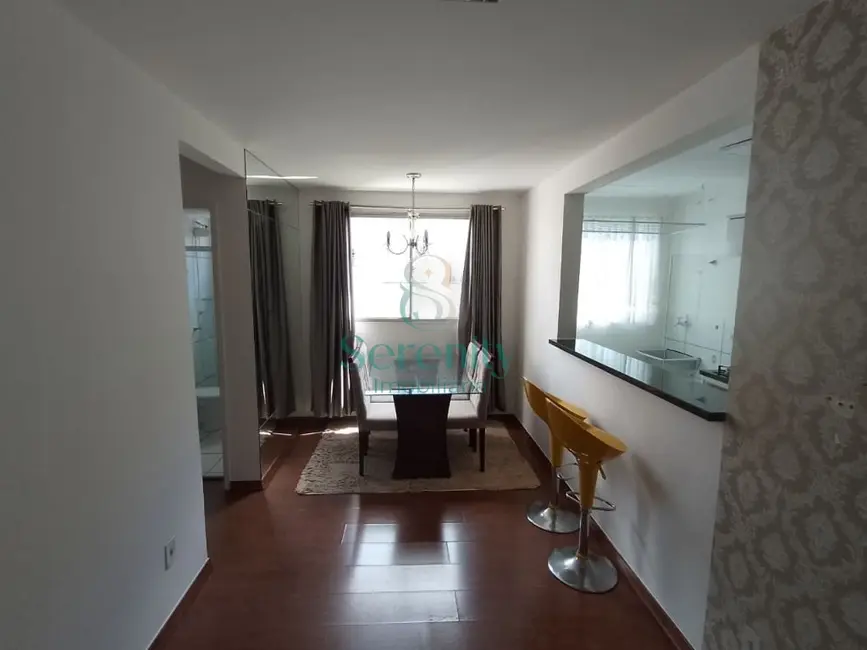 Foto 3 de Apartamento com 2 quartos para alugar, 46m2 em Jardim Jóquei Club, Londrina - PR