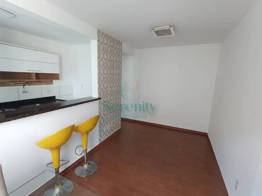 Foto 4 de Apartamento com 2 quartos para alugar, 46m2 em Jardim Jóquei Club, Londrina - PR